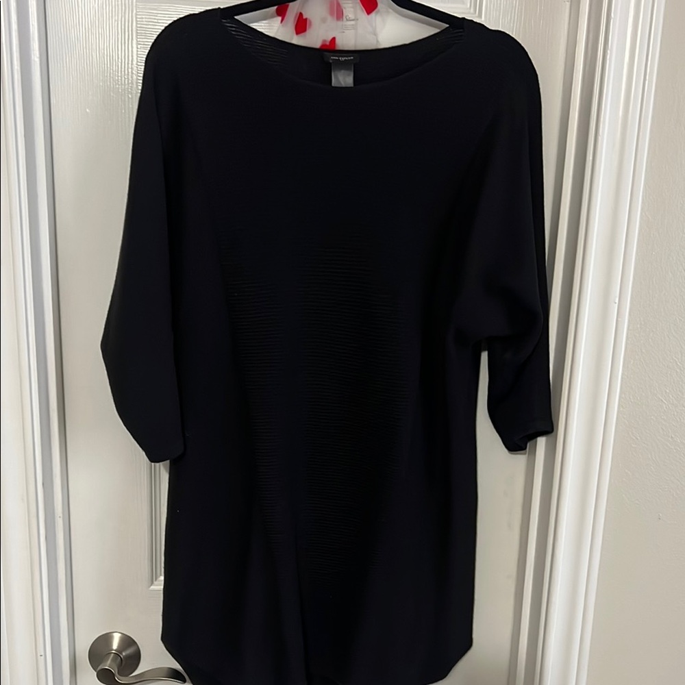 Ann Taylor Black Relaxed Tunic with 3/4 Sleeves